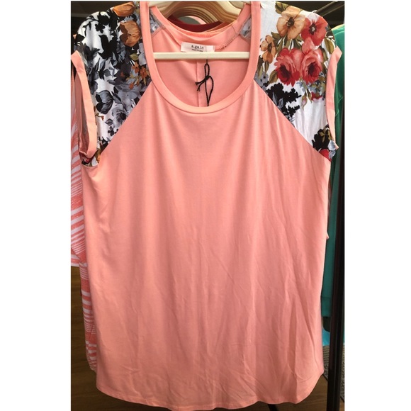 Peach Floral Cap Sleeve Tee! - Picture 3 of 12